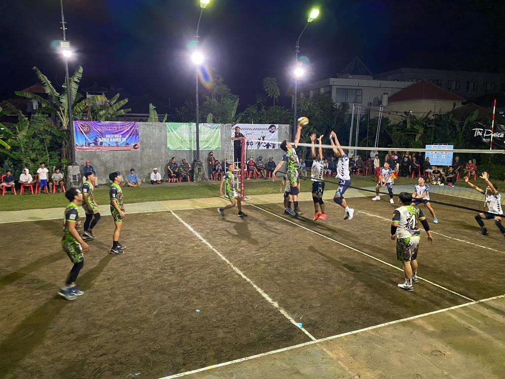 Penuh Semangat Warnai Pertandingan Porjaka (Br. Tuka) VS Putra TEB (Br.Pegending)